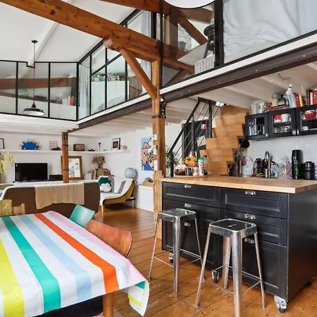 Le Parisien Chic: Loft Moderne A 11eme Daire